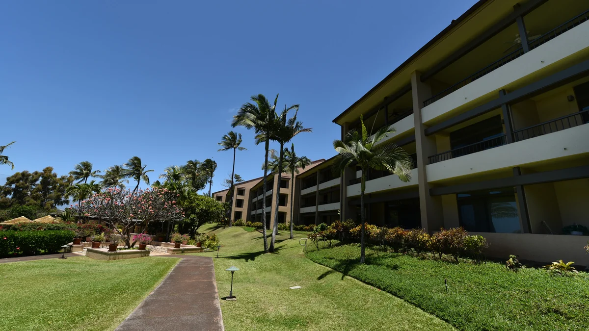FEMA Kaanapali Royal E101