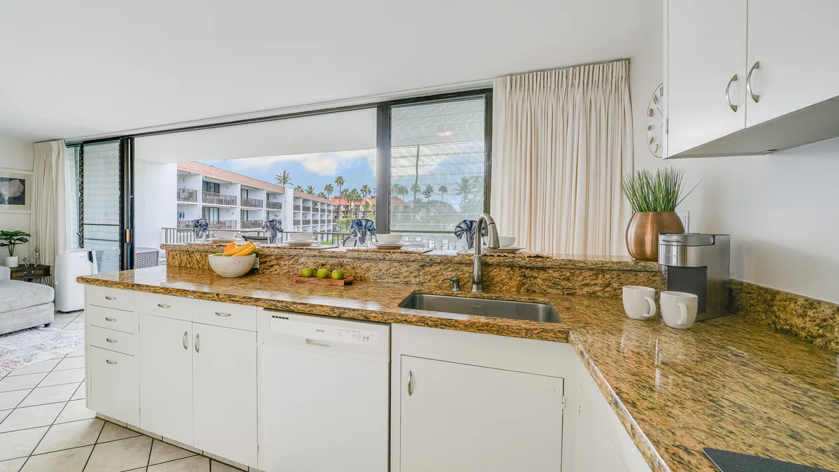 .Maui Parkshore 303