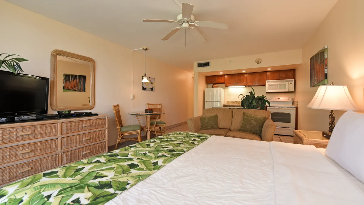 .Royal Kahana 202