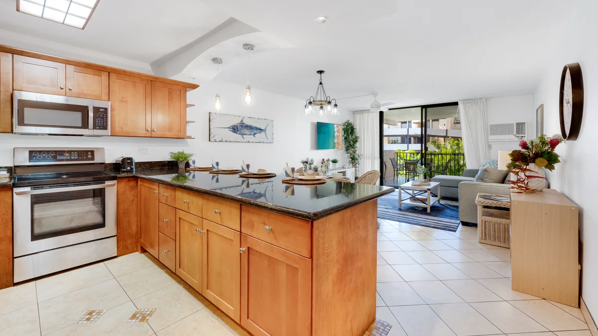 .Kamaole Sands 8207