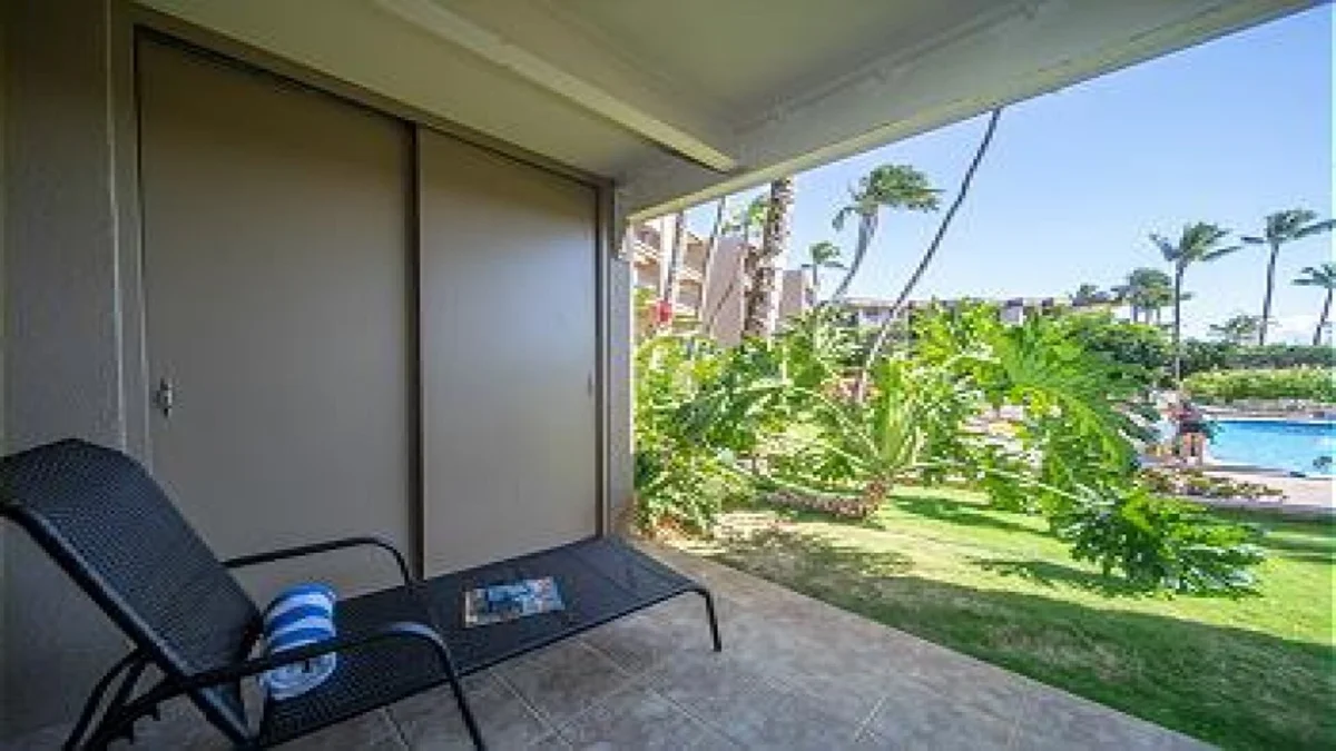 .Hale Ono Loa 102