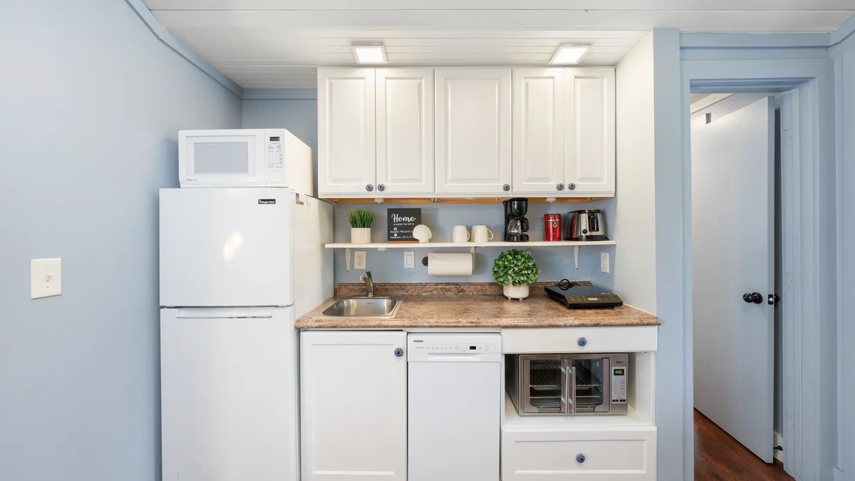 .233 Market Street Unit C