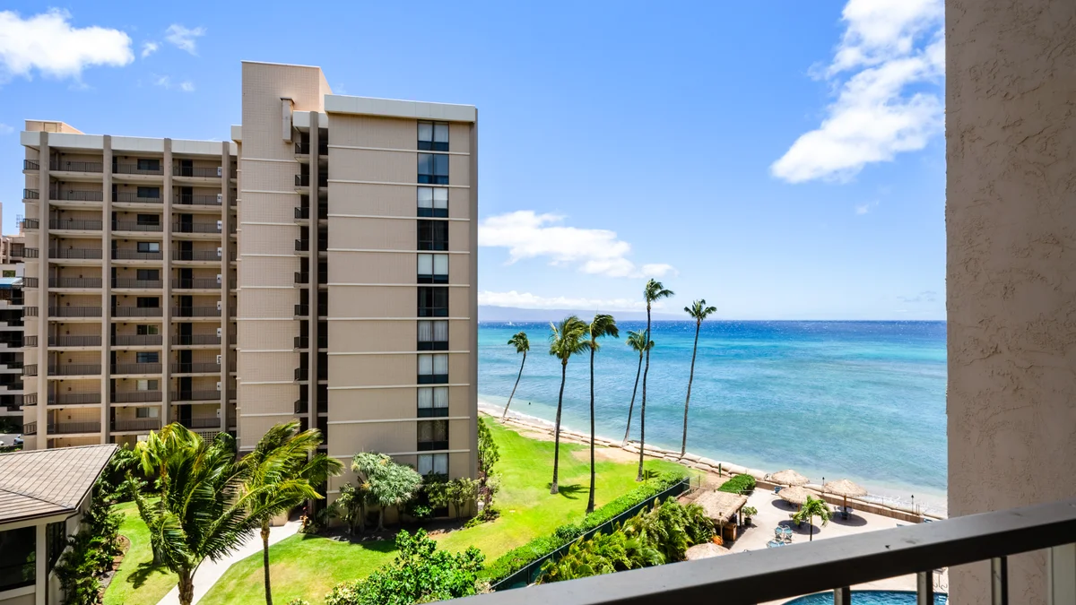 Royal Kahana 616