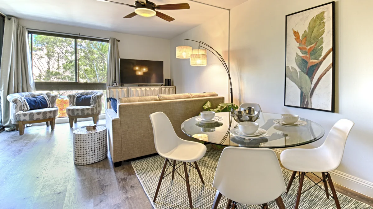 .Kahana Manor 410