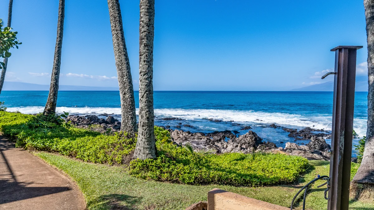 Napili Point B18