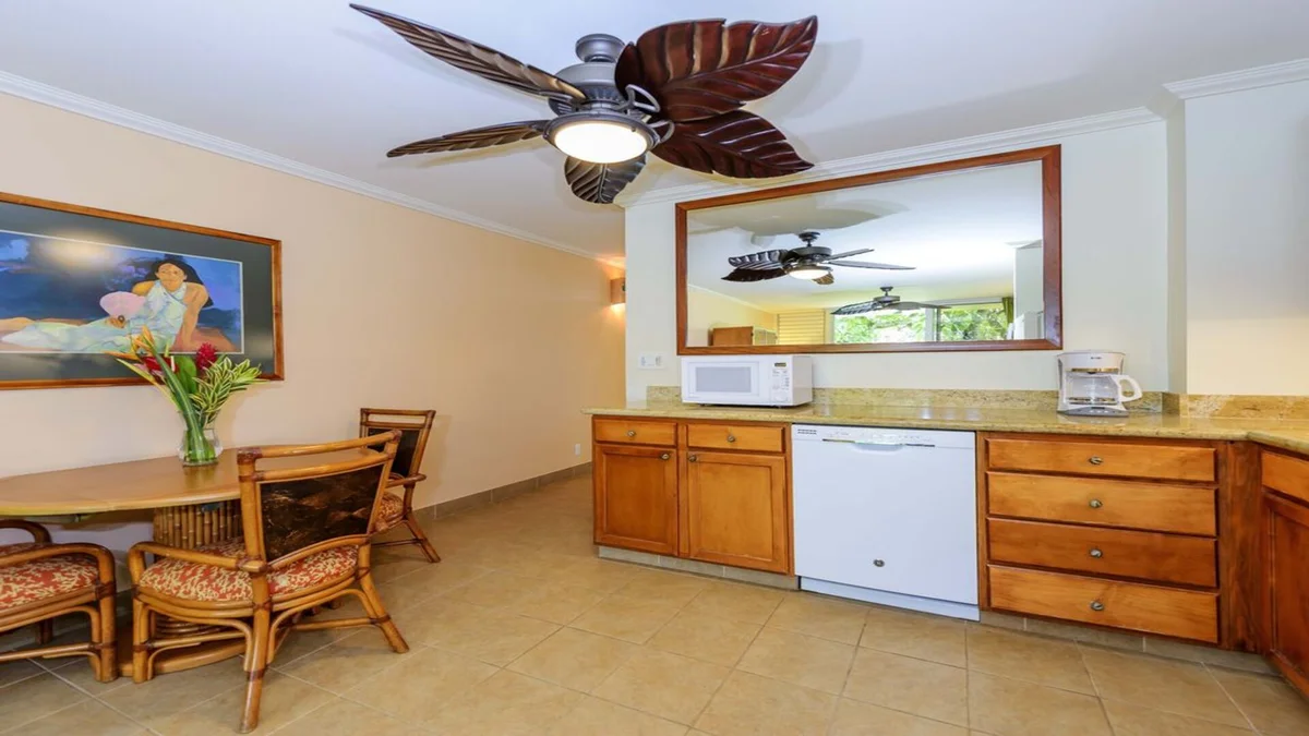 Napili Shores D127