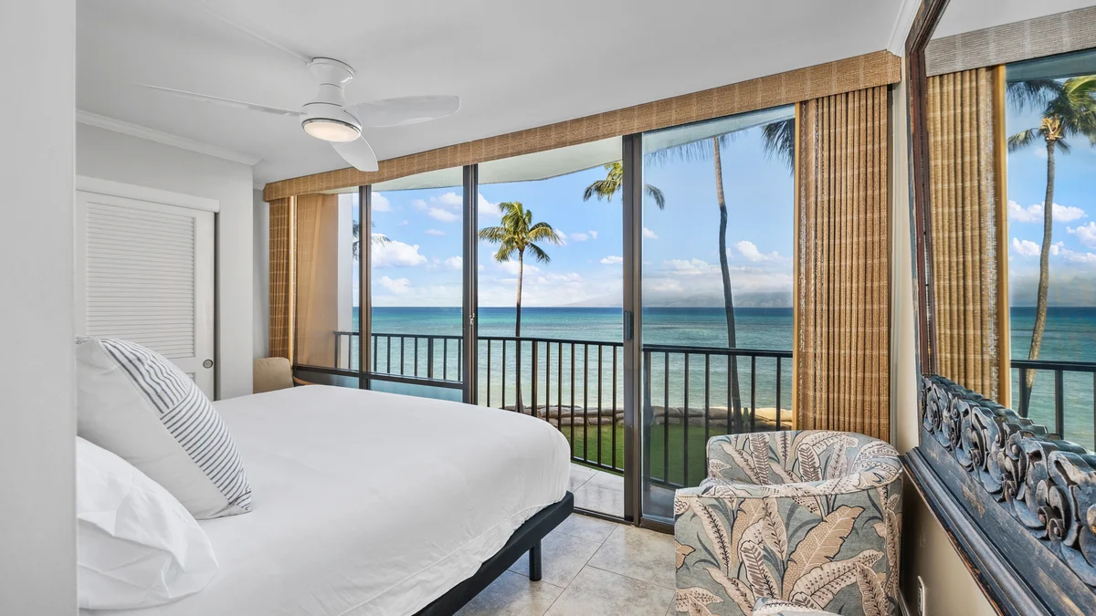 Valley Isle 304