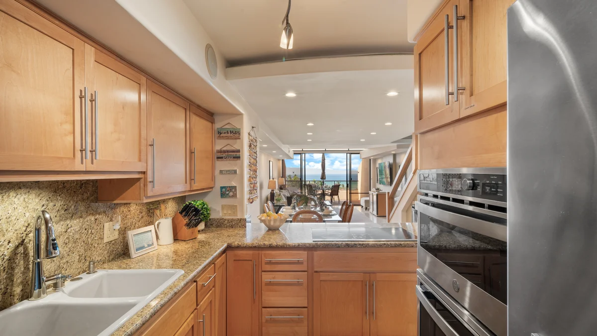 Kahana Villa E706