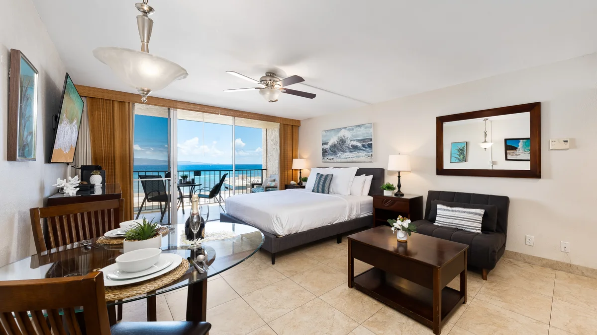 .Royal Kahana 1103