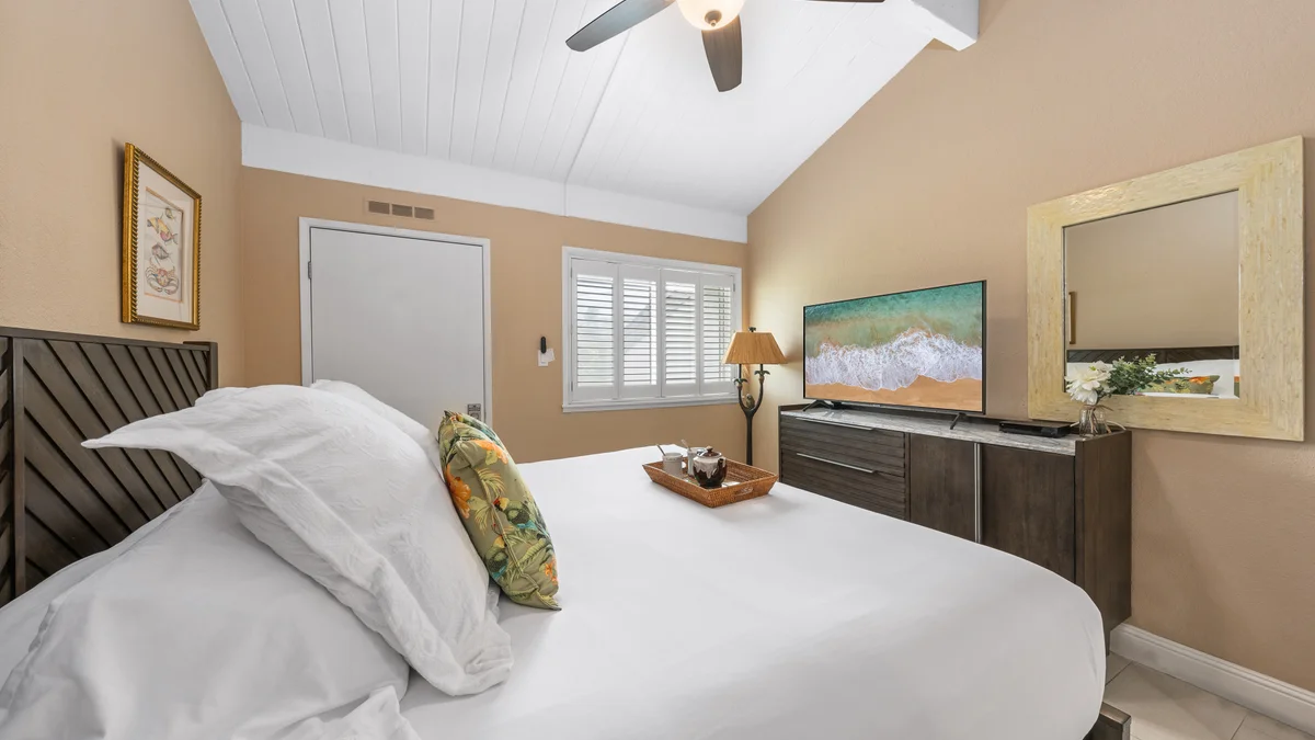 Napili Point C40