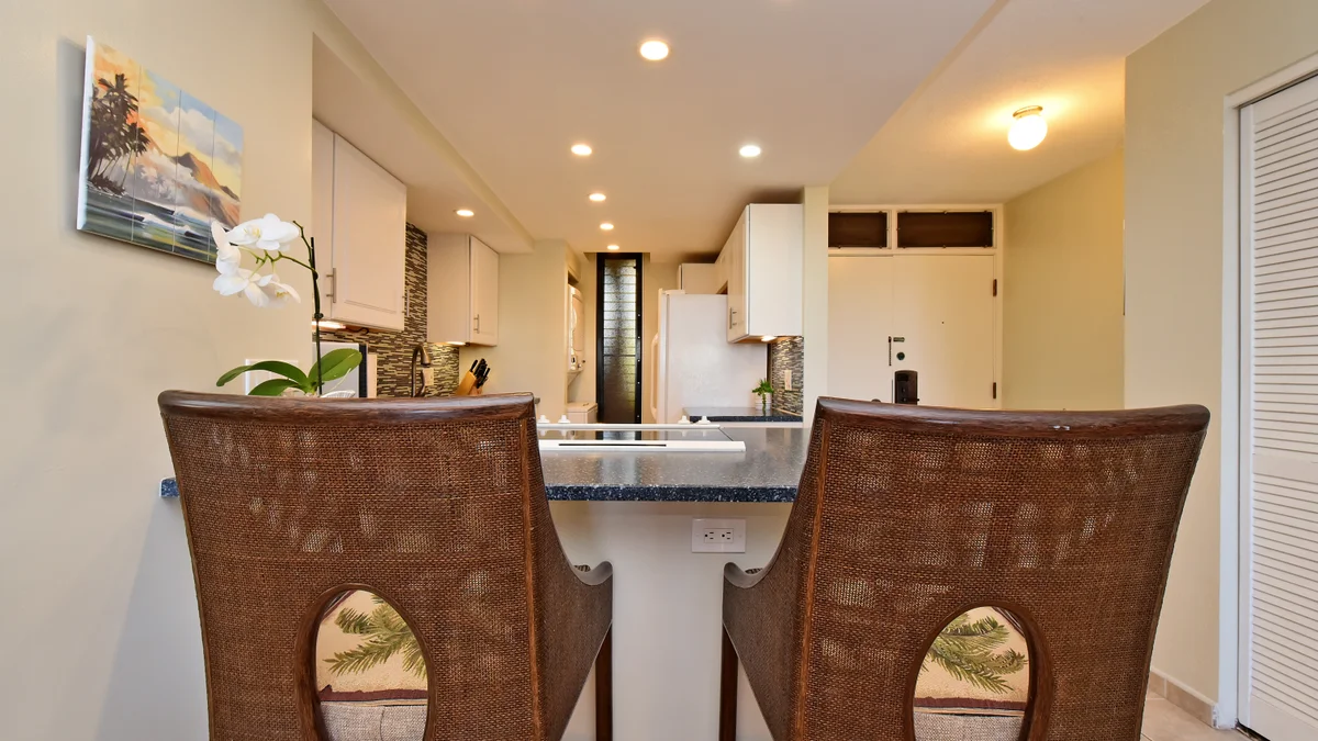 FEMA-Kahana Villa F401