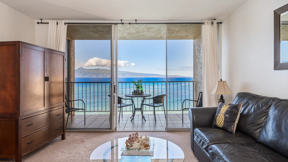 Royal Kahana 909