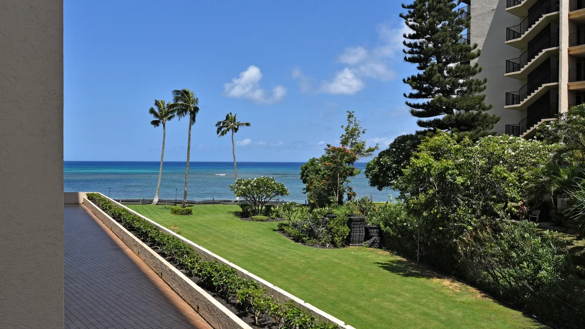 .Royal Kahana 202