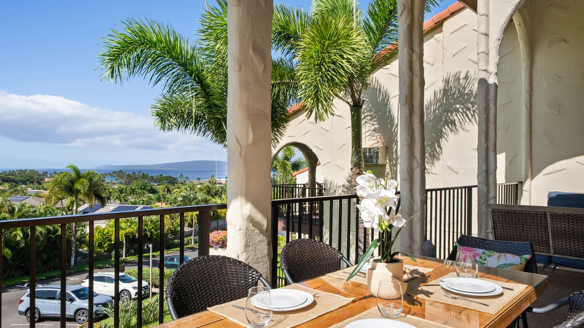 Maui Hill 66
