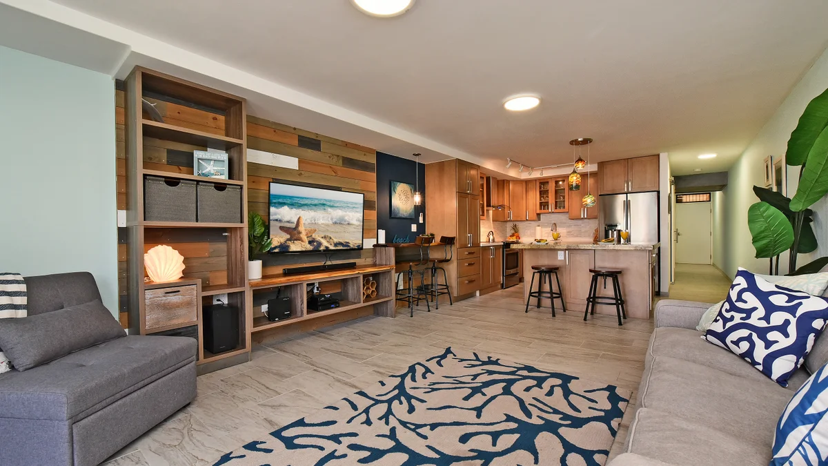 .Kamaole Sands 8306