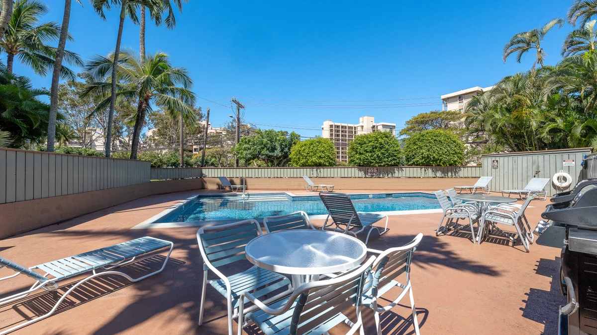 .Kahana Manor 318