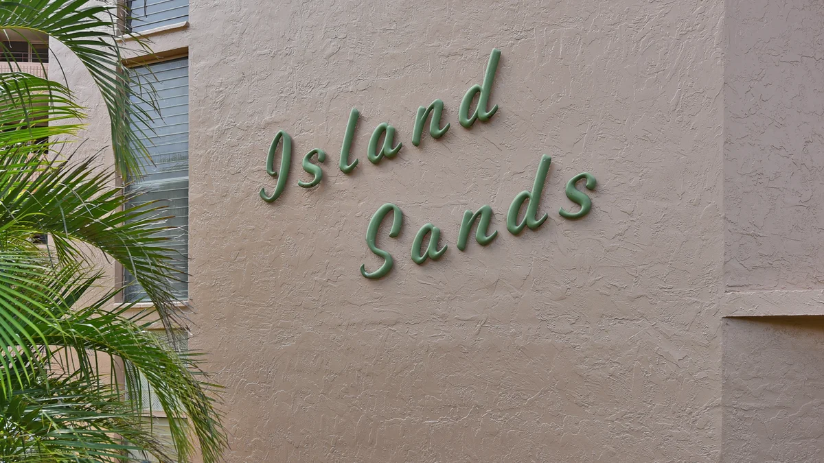 .Island Sands 311