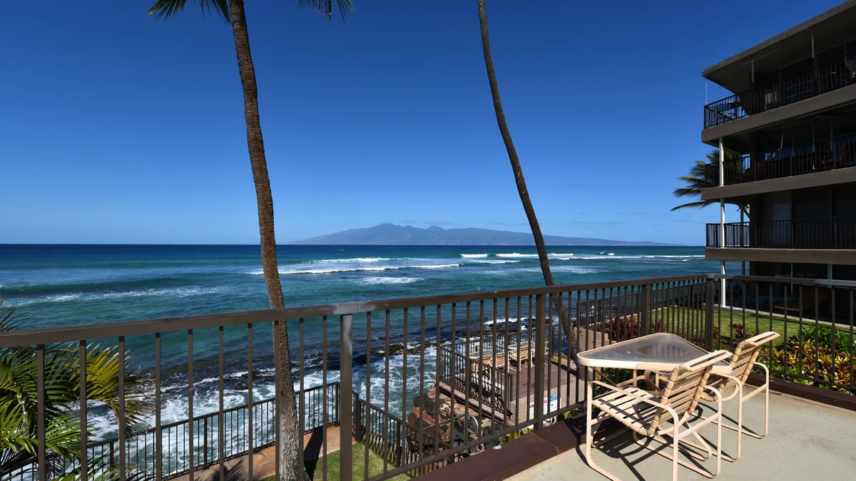 Hale Ono Loa 120