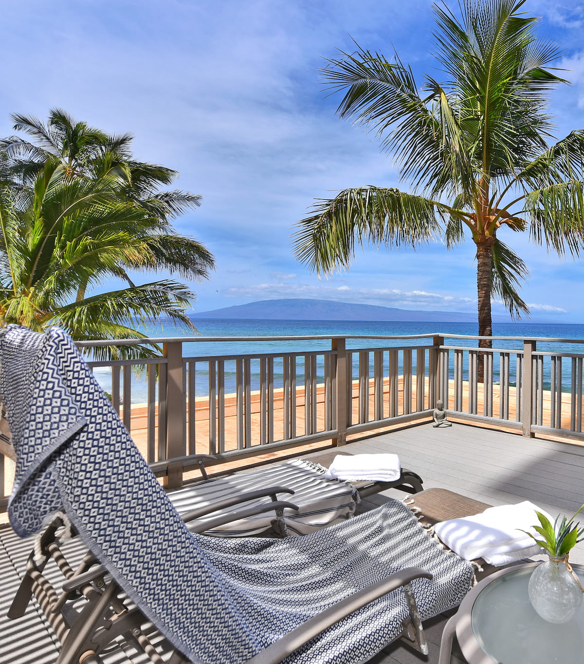 Oceanfront living room at Maui Kai 201